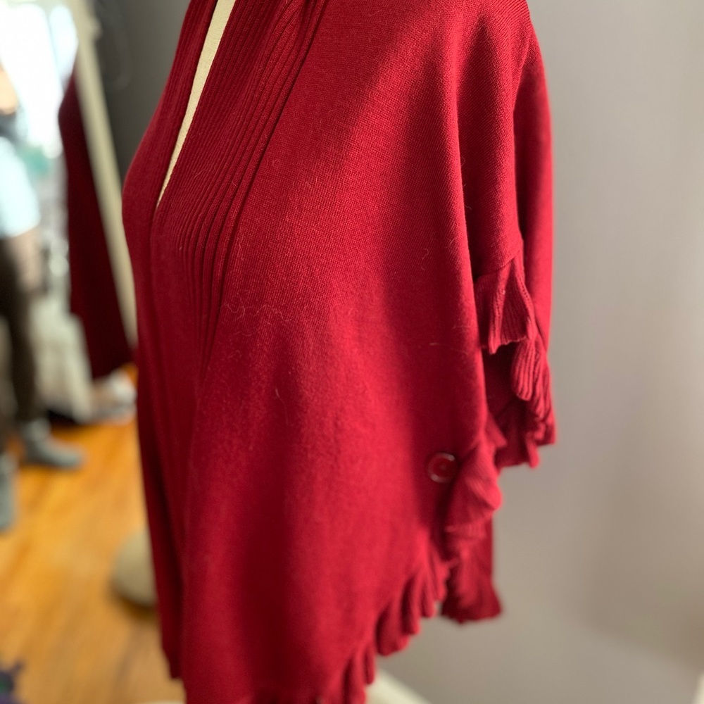 Shawl with sleeves. Elegant and like new.